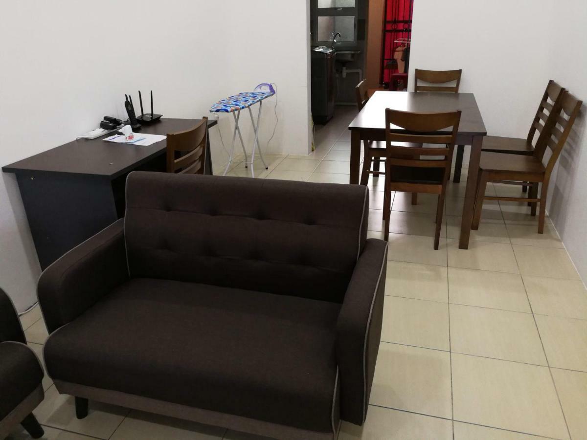 Address No 915, Lorong Uni Central 13, Taman Uni Central, Kuching Samarahan Expressway Екстериор снимка
