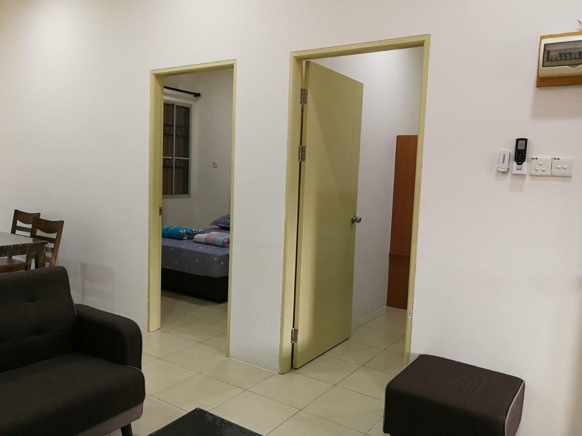 Address No 915, Lorong Uni Central 13, Taman Uni Central, Kuching Samarahan Expressway Екстериор снимка