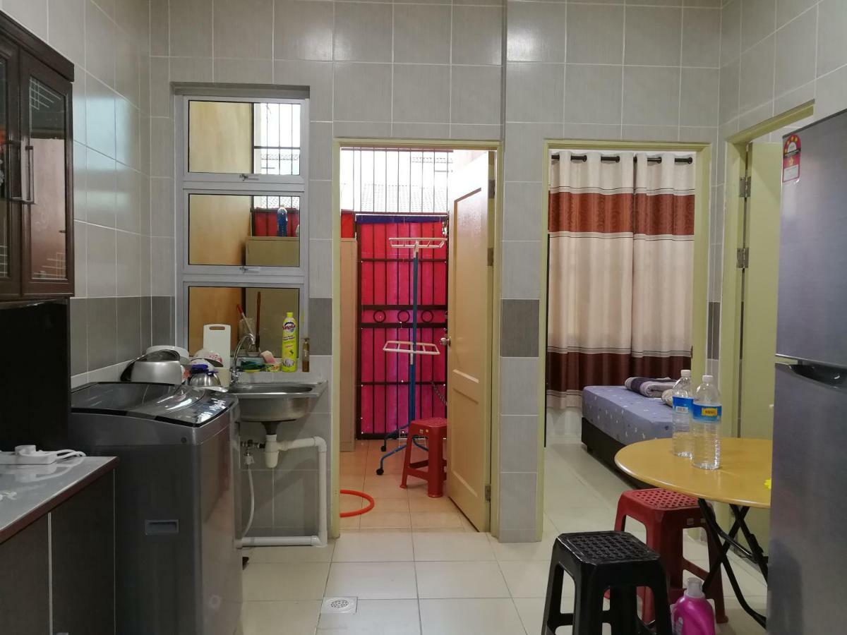 Address No 915, Lorong Uni Central 13, Taman Uni Central, Kuching Samarahan Expressway Екстериор снимка